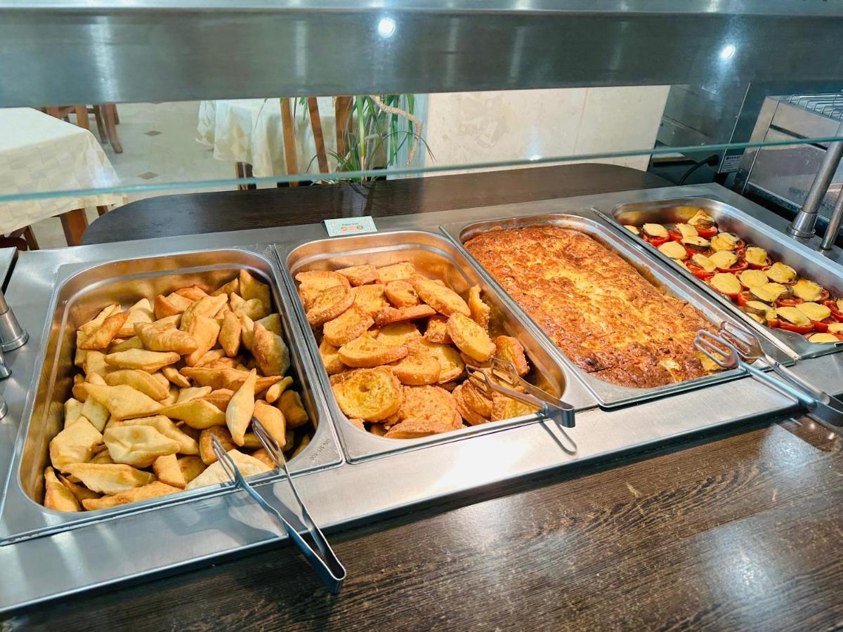 晴天俱乐部酒店 阳光海滩 外观 照片